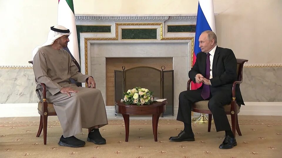 2022. Встреча оаэ. Наследный принц абу-даби мухаммед. Деловые переговоры с арабами. Встреча оаэ.