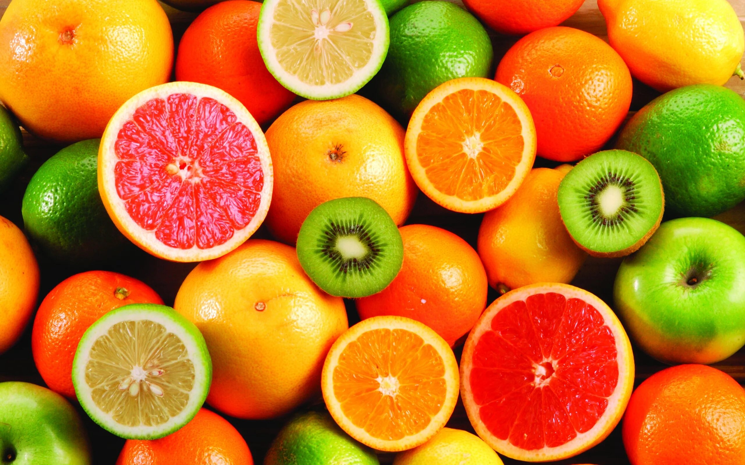 Фрукты. Яркие фрукты. Сочные фрукты. Красивые яркие фрукты.