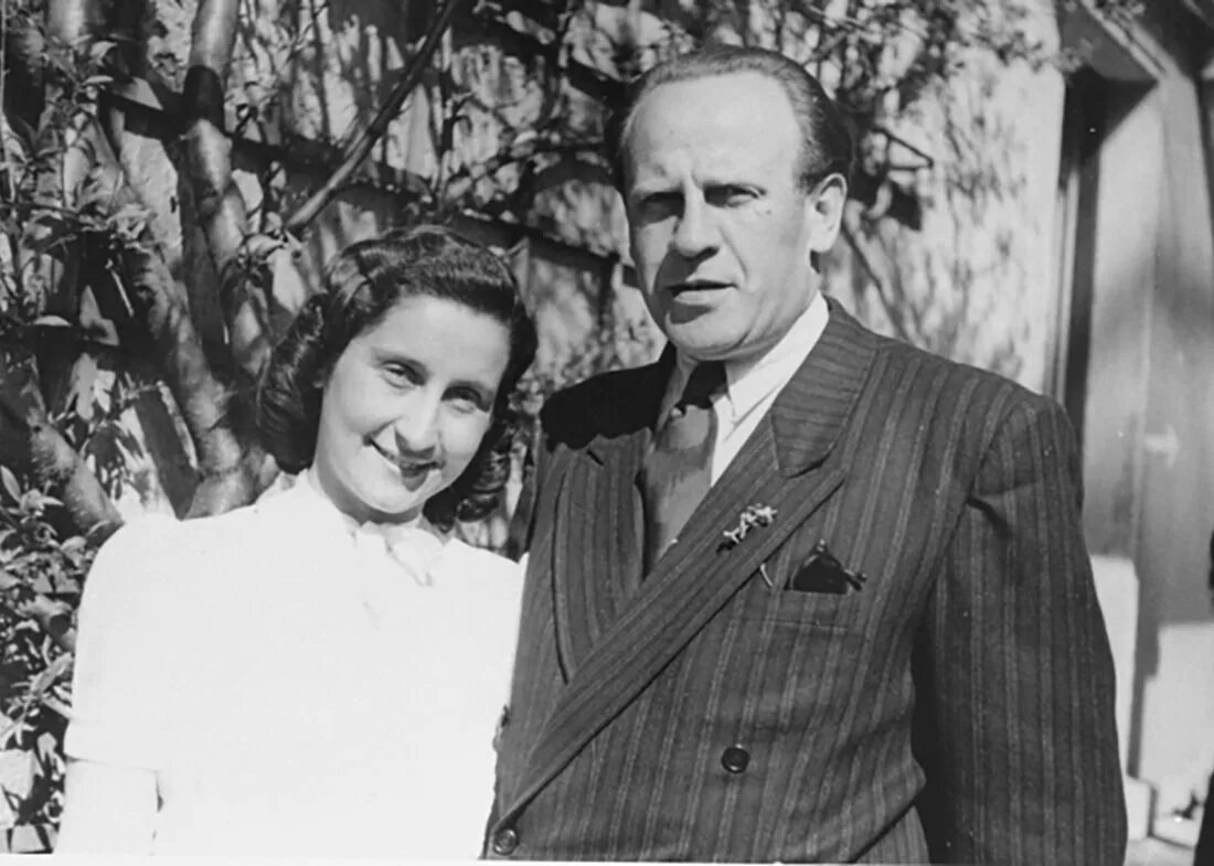 Шиндлер спас евреев. Оскар шиндлер с женой. оскар шиндлер 1908-1974.
