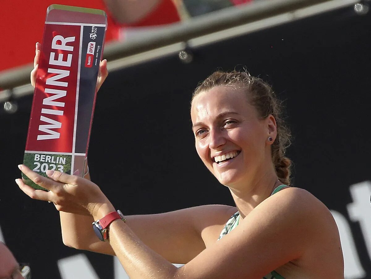 Теннис берлин 2024 ж сетка. Теннис берлин 2024 ж сетка. Australian open final 2023 кубок. Нисиока теннис. Мельбурн теннис 2024.