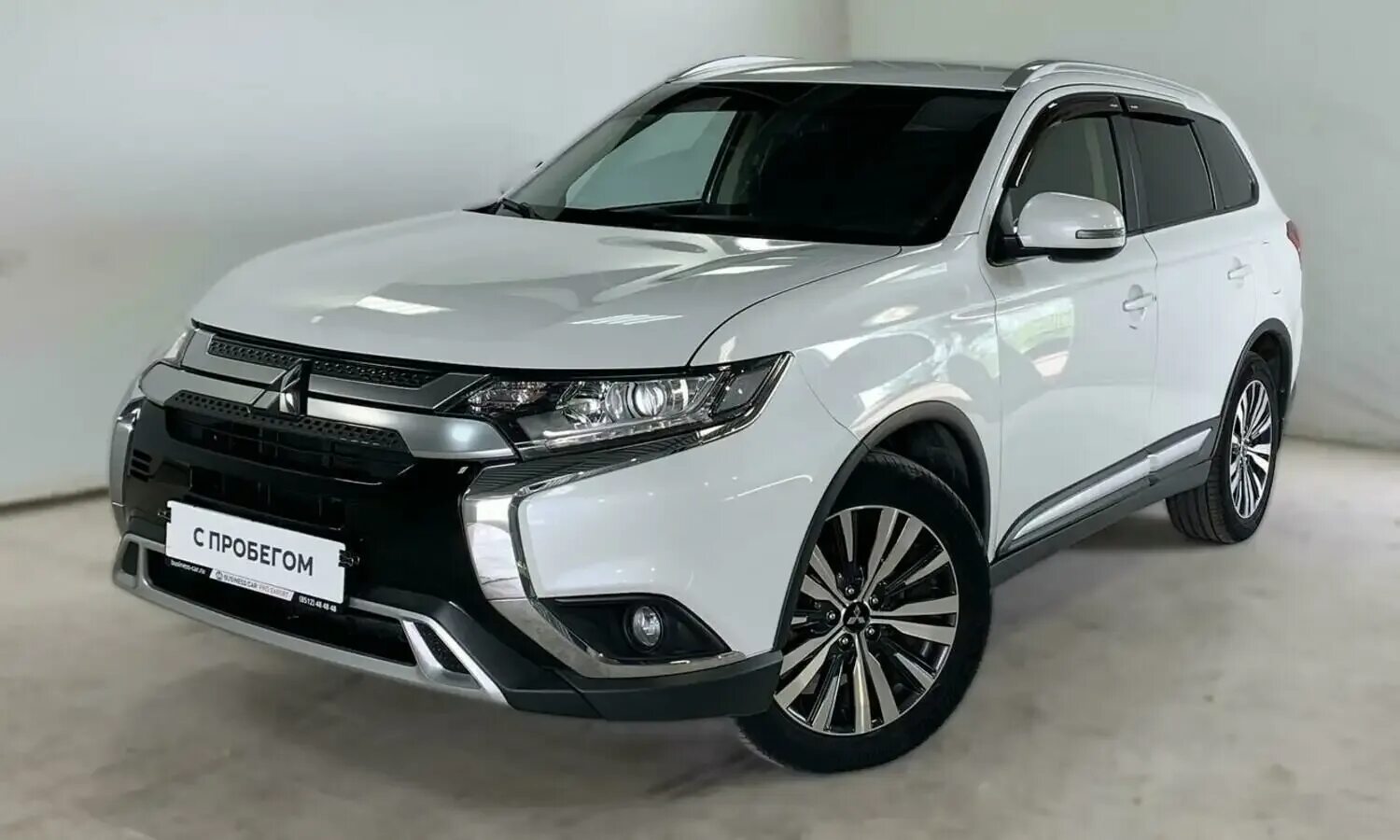 Купить митсубиси 2019. Mitsubishi Outlander 2019. Мицубиси Аутлендер 2019. Аутлендер 2020. Митсубиси отлендр 9499b791.