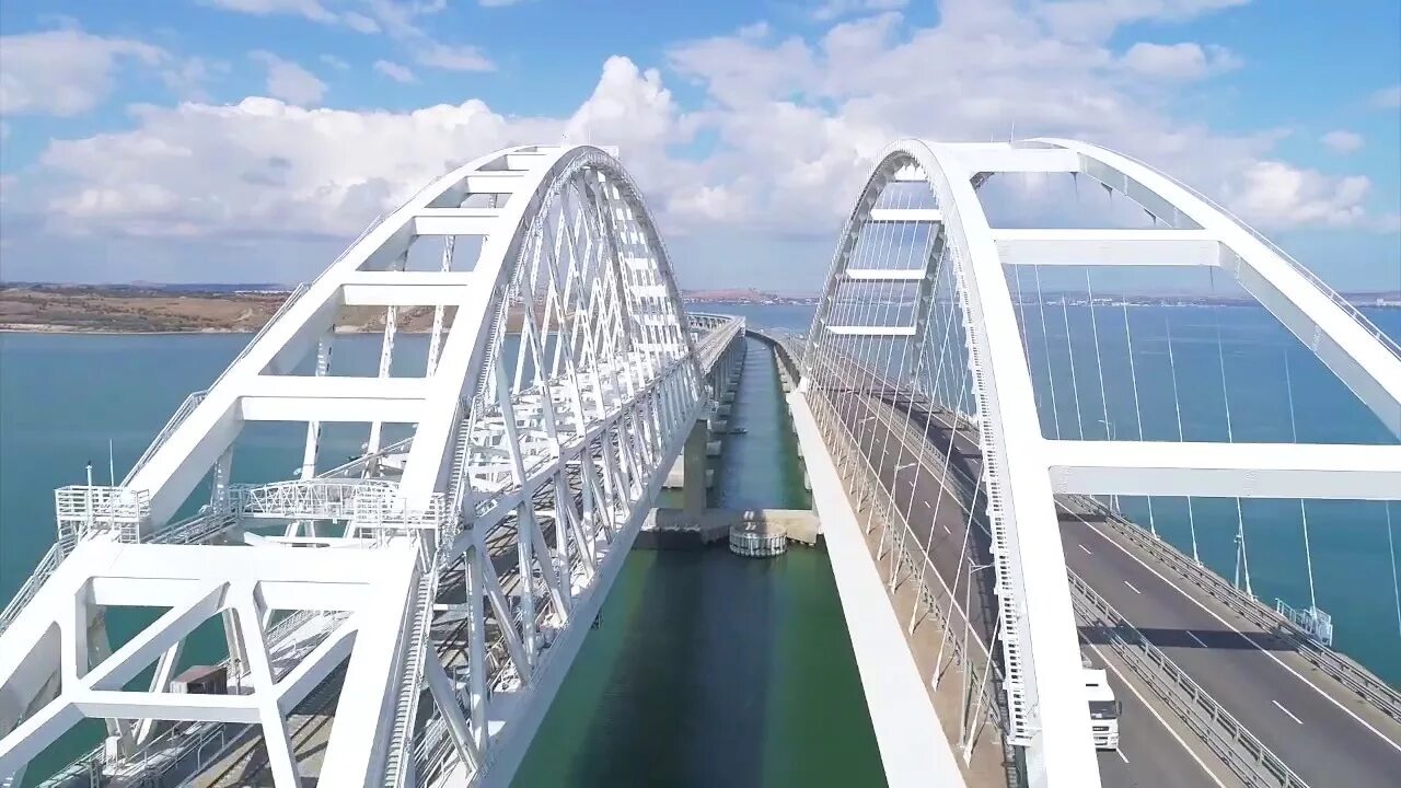 Крымский мост. Крымский мост сейчас 2022. Крымский мост Автодорожный. Крымский мост Эстетика. Канал крымский мост