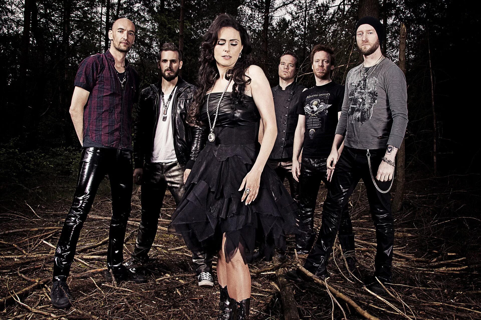 Визин Темптейшн. Группа темптейшен. Within Temptation Band. Рок группа within Temptation. Support within