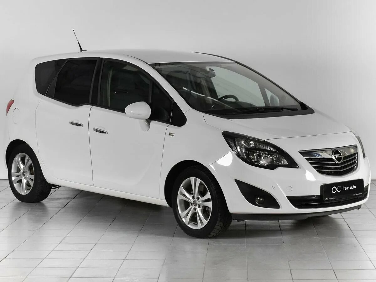 Опель мерива б купить. Opel Meriva 2011. Опель Мерива 2014. Opel Meriva 1.4. Опель Мерива белый.
