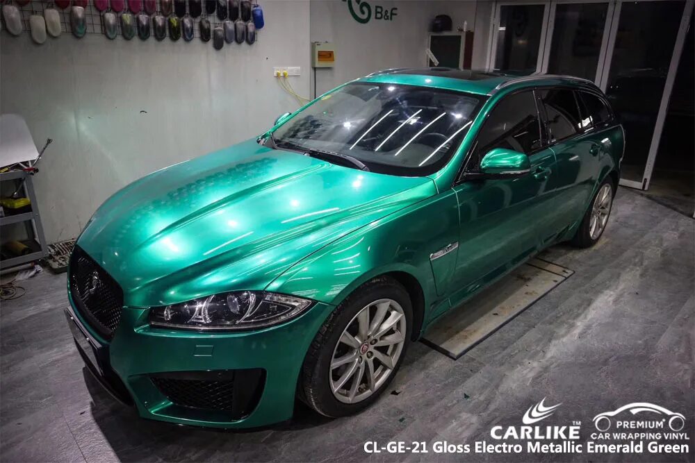 Emerald Green (изумрудно-зеленый металлик) (EMG) — e501421000emg. Skoda зеленый металлик Emerald Green 20 мл. Emerald Green Metallic краска. Emerald Green краска автомобильная CL ge 21.