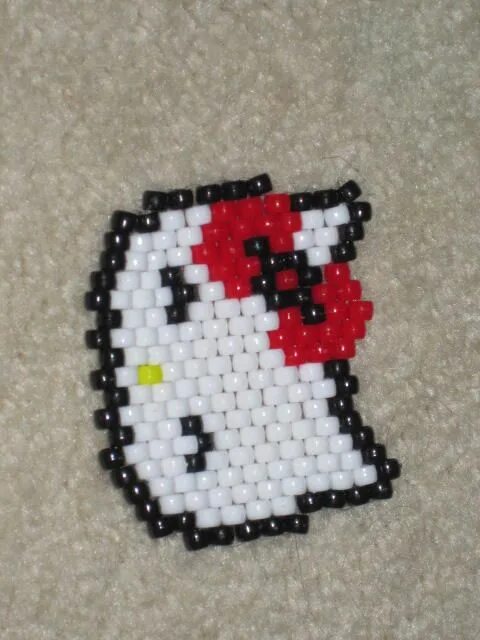 Hello kitty из бисера. Хелло китти бисер. хелло китти из бисера. голова хелло китти из бисера. hello kitty голова из бисера.