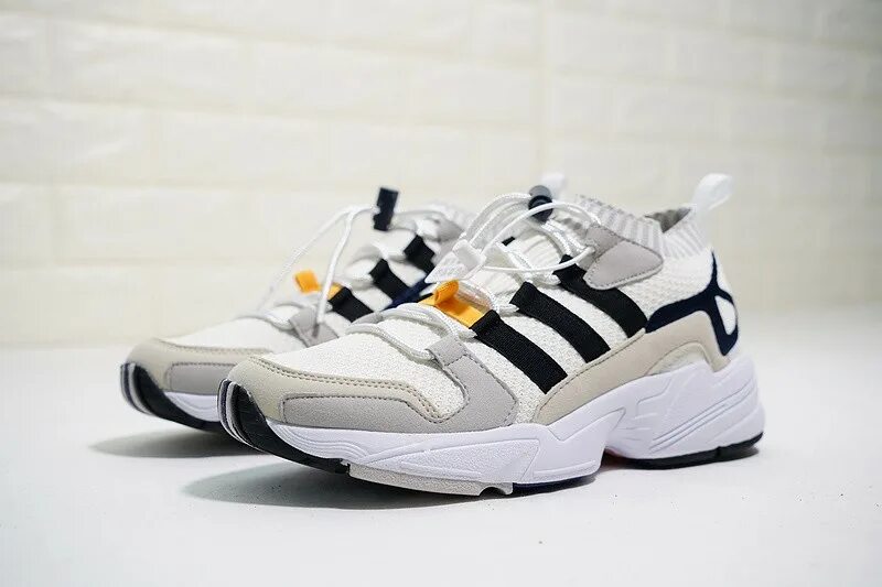 Falcon кроссовки 90. Adidas Falcon мужские 90е. Кроссовки адидас 90. Adidas кроссовки мужские 90х белые.