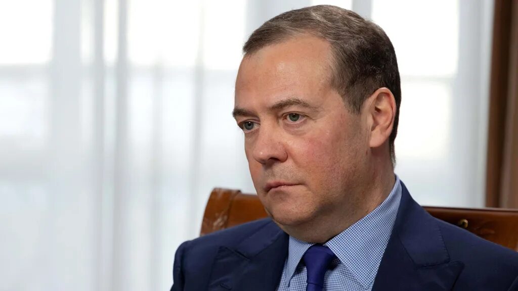 Медведев: наши противники понимают только язык силы НТВ Дзен