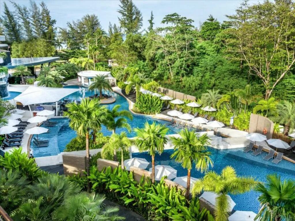 Пхукет карон бич отели. Karon beach phuket отель. Пляж карон пхукет. Ворабури отель пхукет. Novotel phuket karon resort & spa 4*.