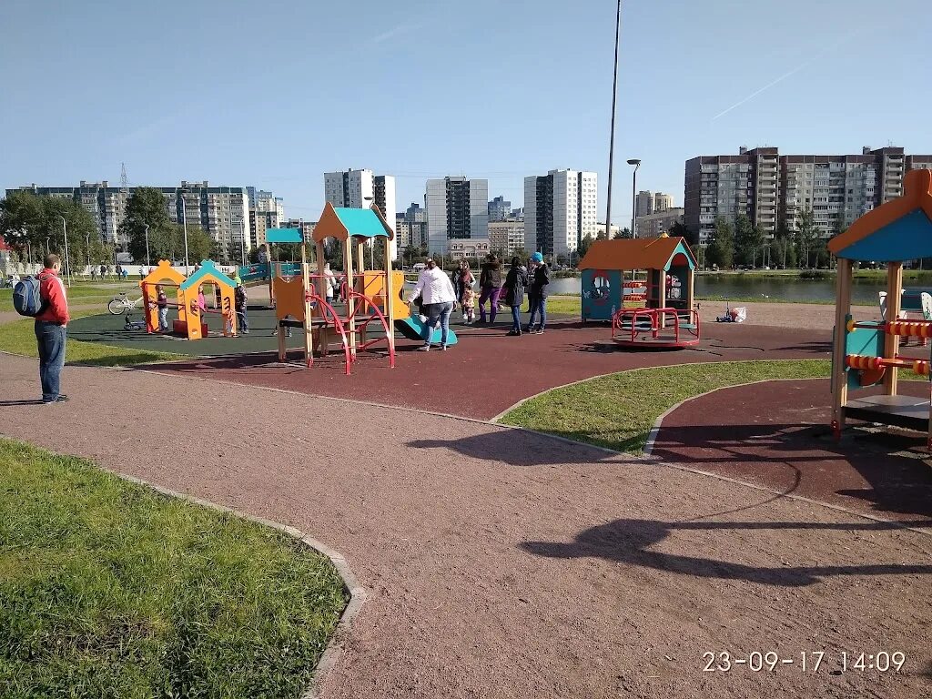 Долгоозерный сквер. Долгоозерный парк. Парке «озеро долгое». Парк озеро долгое санкт-петербург. Долгоозерный парк.