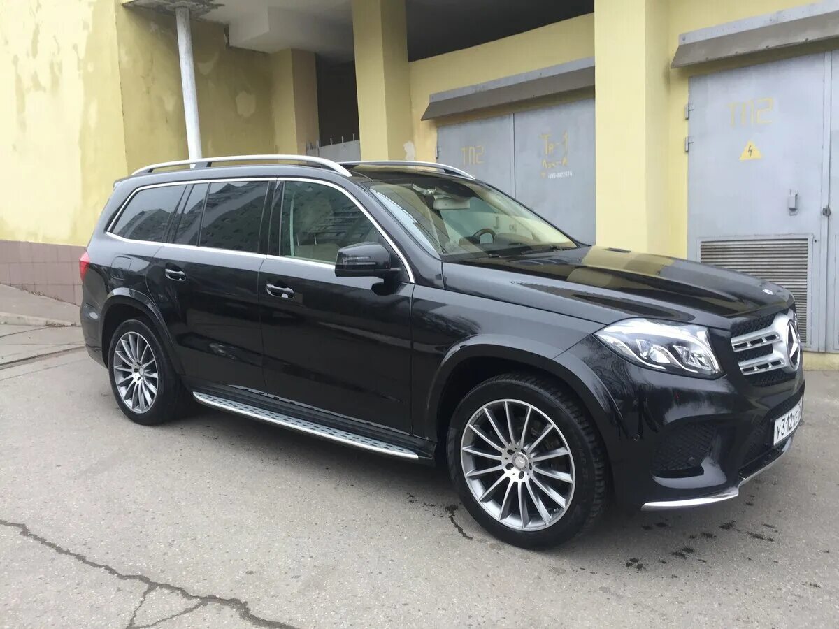 Mercedes gls 350. Мерседес ГЛС 350. Mercedes GLS 2016 черный. Черный Мерседес GLS 350 2016. Мерседес GLS 350d 2017 черный.