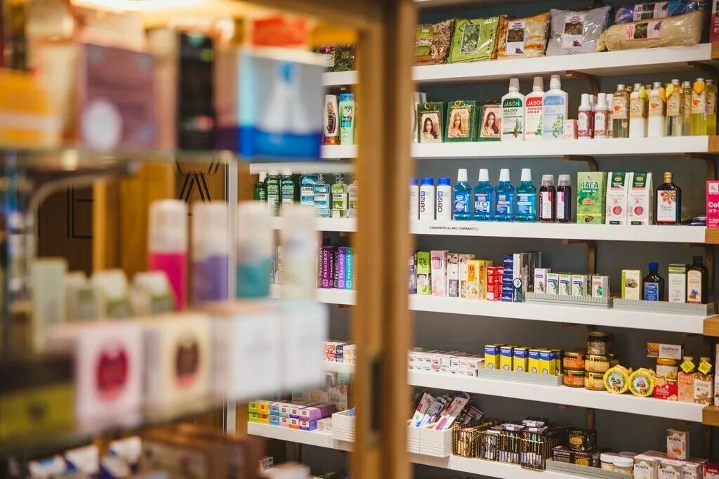 Магазин гималаи спб. Himalaya продукция. Магазин гималаи. Товары из индии, санкт-петербург, садовая улица, 38. Косметика гималаи индия.