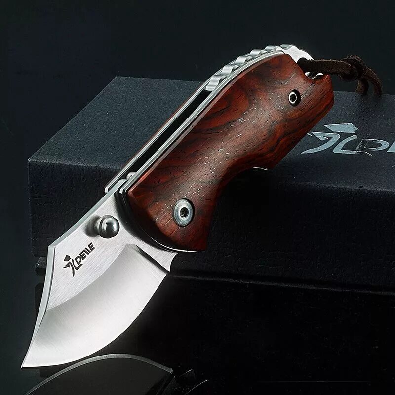 Складной нож w46. Мини нож на шею. Карманный нож мини. Миниатюрные ножи. Миниатюрные ножи.