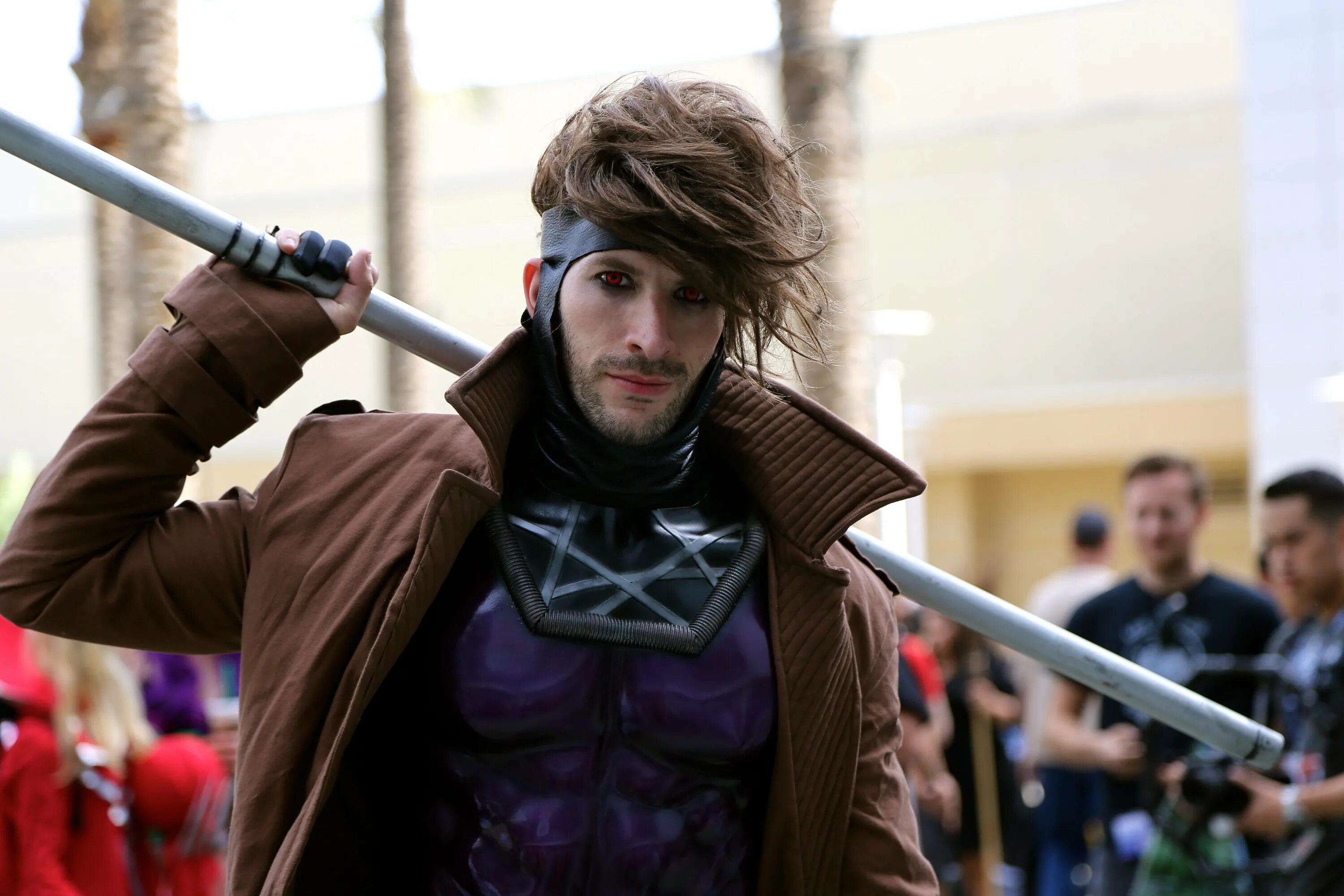 Gambit Cosplay. Гамбит люди Икс косплей. Gambit x men Cosplay. Taylor Kitsch гамбит. Гамбит где