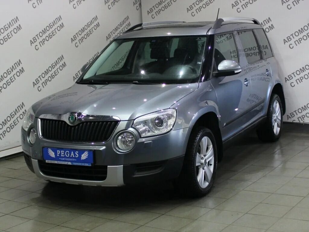 Шкода йети купить нижний. Skoda Yeti 2011. Skoda Yeti, 2013 серый. Skoda Yeti 5l0071609. Шкода етти серая.