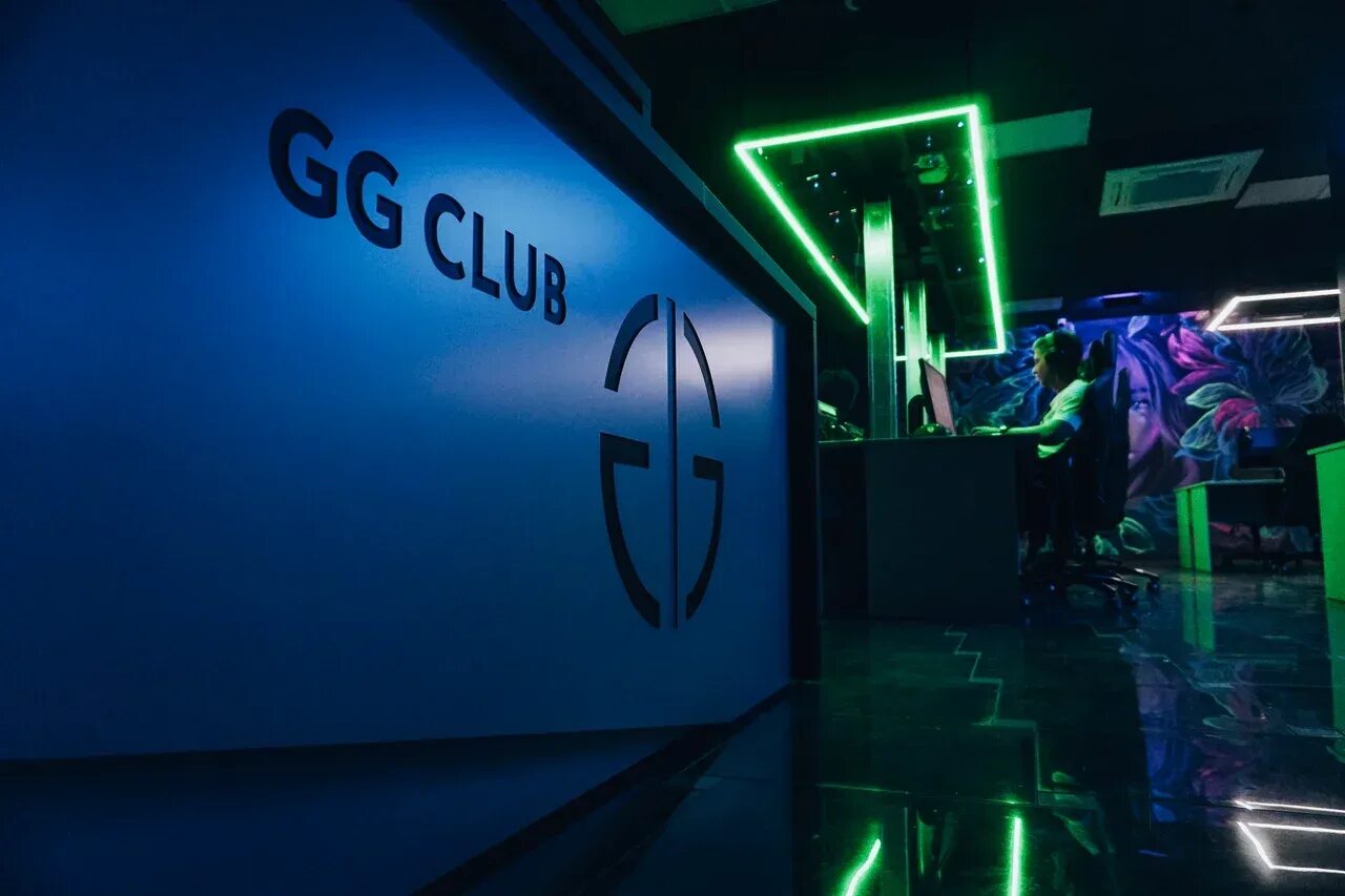 Кропоткин гагарина. Gg Club Невинномысск. Интернет кафе. Gg компьютерный клуб. Компьютерный клуб Невинномысск.