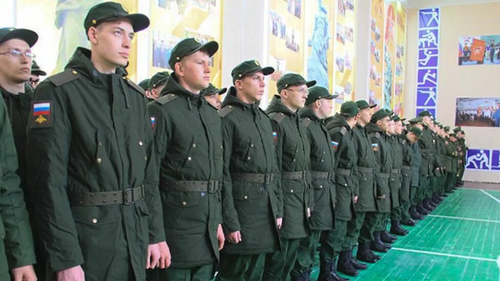 Мотострелковые войска срочники. 19 августа день мотострелковых войск. Служил в мотострелковых войсках. Служил в мотострелковых войсках. Праздник день мотострелковых войск.