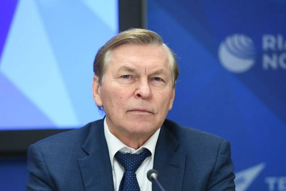 Председатель правительства председатель правительства. Председатель кто это такой. Председатель кто это такой. Кто такой председатель. Председатель кто это такой.