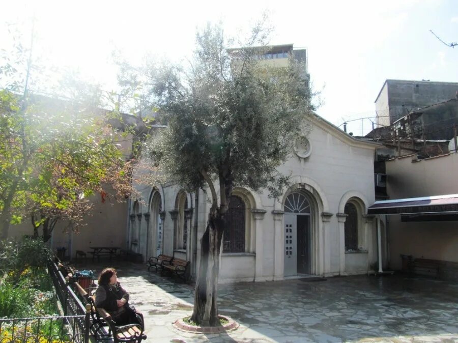 никольская старообрядческая церковь семенов. храм исполнения желаний. семёнов нижегородская область храм всех святых. церковь 1 дня в стамбуле. церковь первого дня.