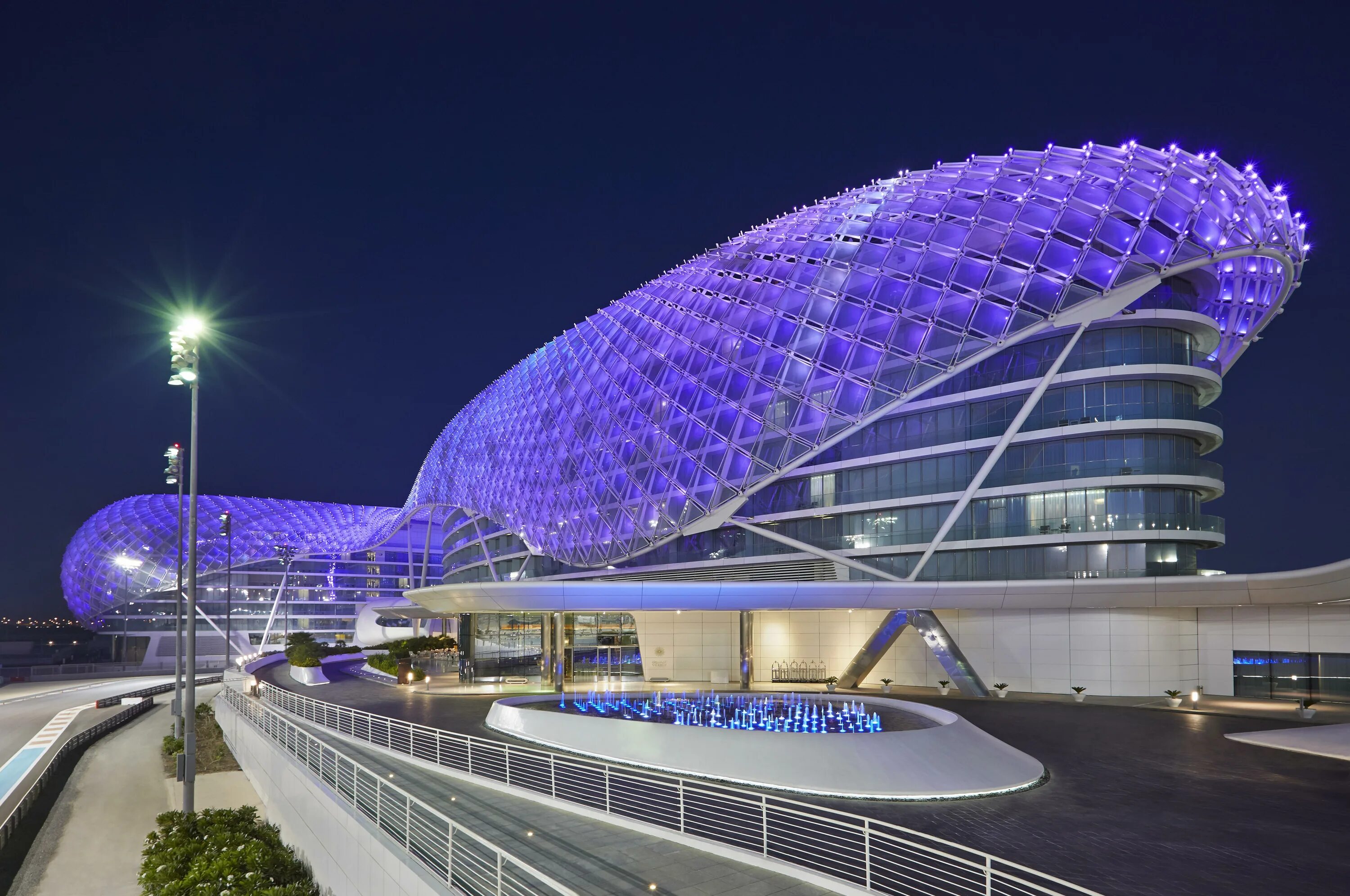 Yas Viceroy в Абу-Даби.. Отель yas Viceroy Dubai. Отель w Abu Dhabi. Яс н