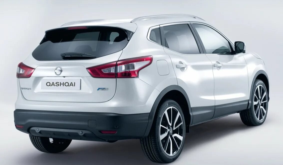 Кроссоверы 2014 года. Nissan x trail 3 полный привод. Кроссоверы 2014. Ниссан х-трейл 2014. Nissan qashqai 1.