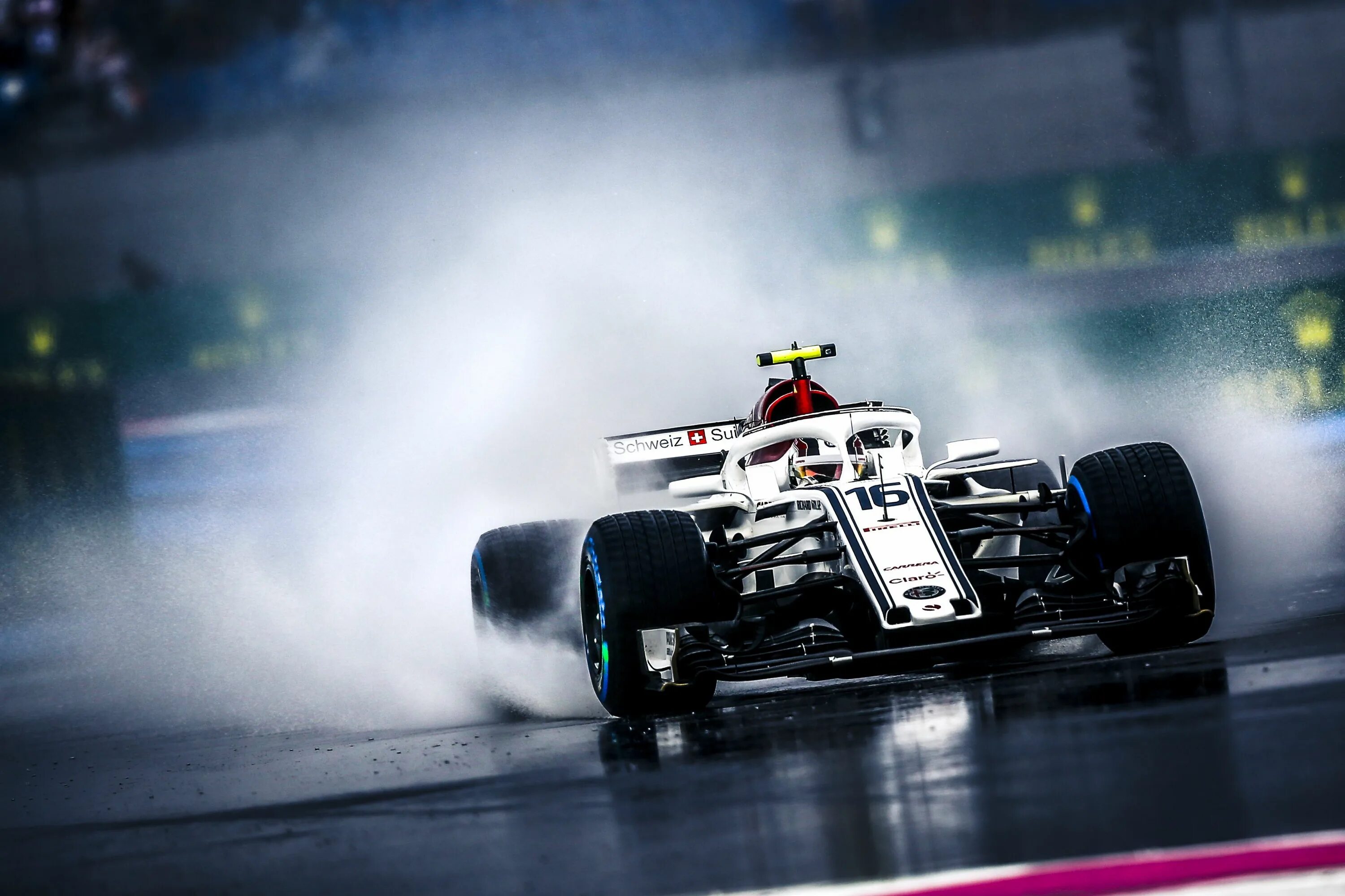 F rain. Эффект Прандтля-Глоерта формула 1. Alfa Romeo Formula 1. Rain f1 car. Sauber f1 2017.