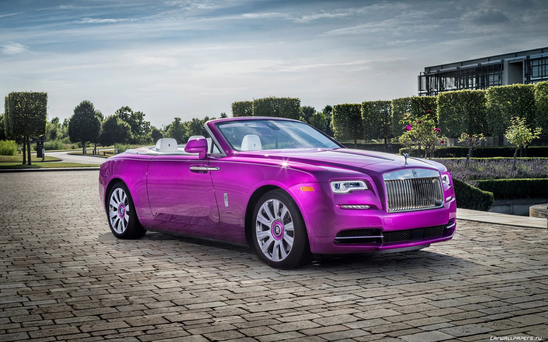 роллс ройс калино. чёрный роллс ройс кавер. игра про вождения автомобиля с ролс ройсом. Rolls royce wraith 2021 black. роллс песни.