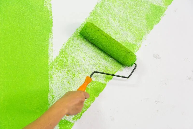 Предмет покрашен краской зеленого цвета. Узоры на стене краской своими руками. Водоэмульсионная краска. Рисунки водоэмульсионной краской на стене своими руками. Кухня водоэмульсионной краской.