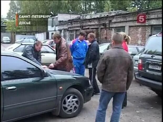 перестрелка в городе фото. бизнесмен покушение. покушение на бизнесмена. покушение на бизнесмена. бизнесмена взорвали в машине.