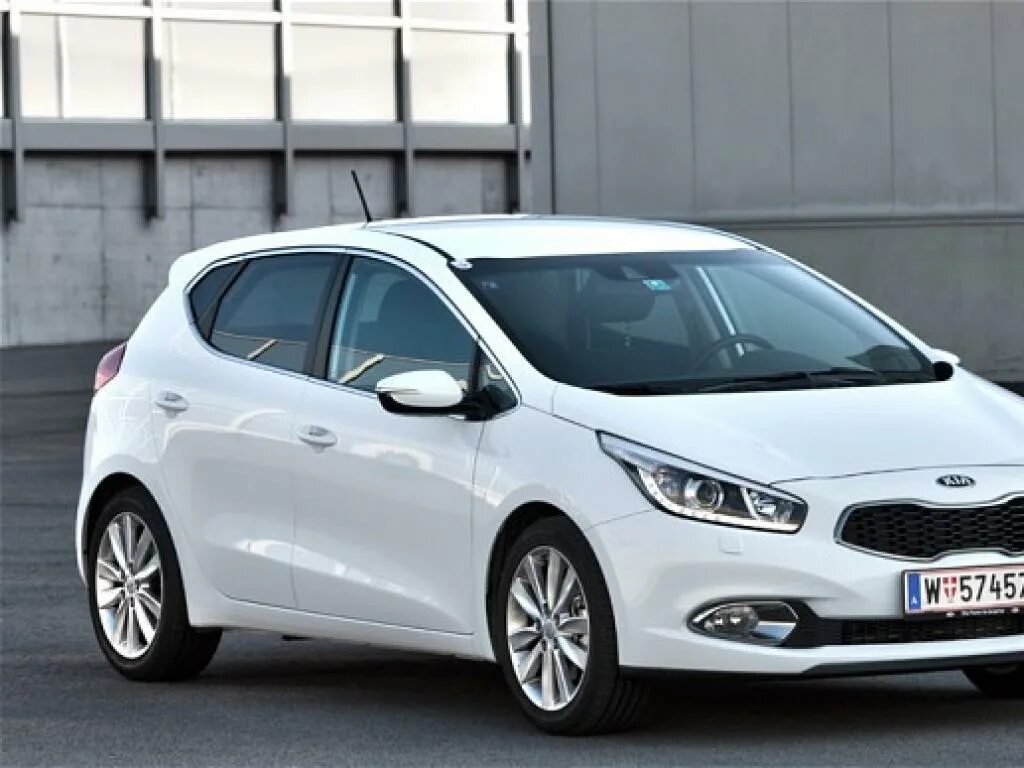 Kia Ceed 14. Kia cee'd 2016. Хендай l30. Хендай l30 хэтчбек. Куплю киа сид б у