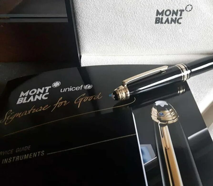 Signature montblanc купить. Montblanc Meisterstuck pix. Montblanc Signature absolute. Montblanc 116083. Montblanc Classic UNICEF.