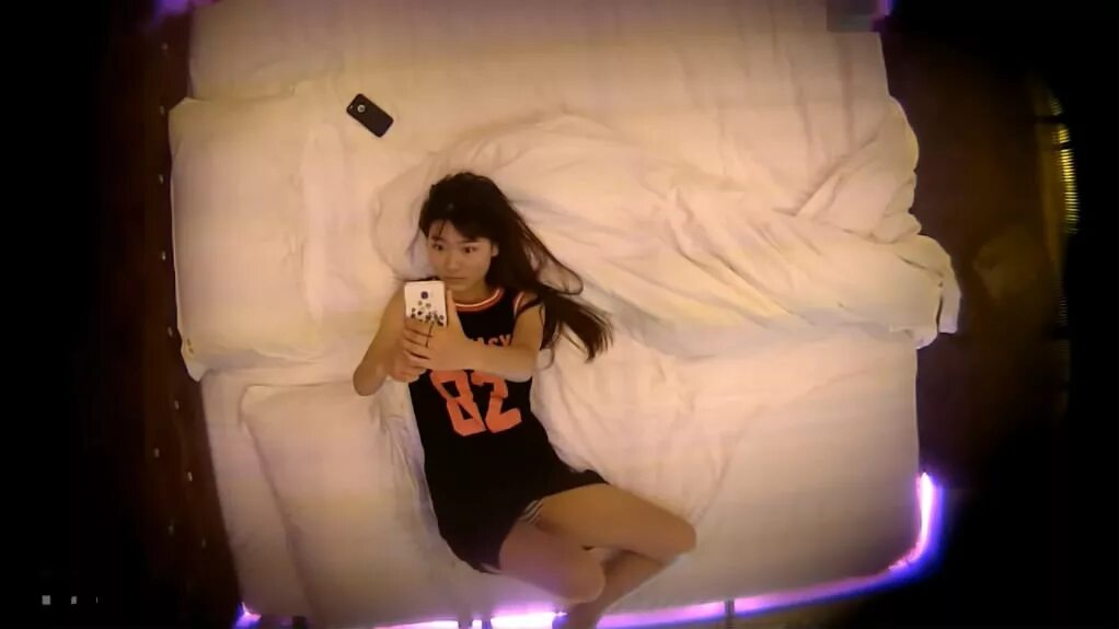 Hackers use the camera. Скрытая камера китаянки. hackers use the camera to remote monitoring of a lover&#039;s home. hackers use the camera to remote monitoring. hacked cam 家庭偷拍.