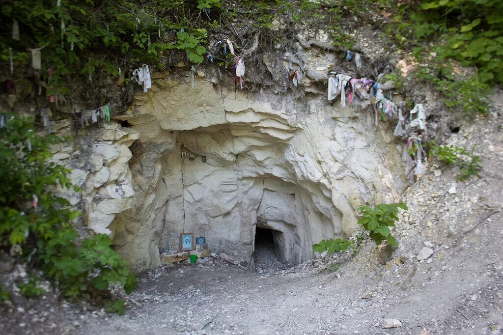 хвалынск пещеры. хвалынск пещера монахов. хвалынск пещеры. пещера одинокого монаха лиски. черемшаны 1 пещера монаха хвалынск.