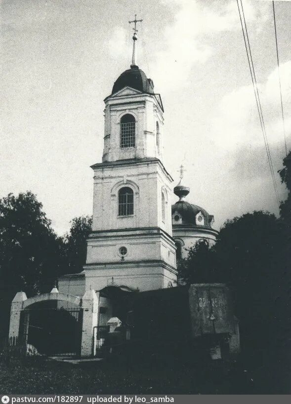 Храм в Летово Рыбновский район. Церковь Космы и Дамиана в Летово. Церковь Косьмы и Дамиана Рязанская область. Церковь в Летово Рязанская область. Летово храм архангела михаила