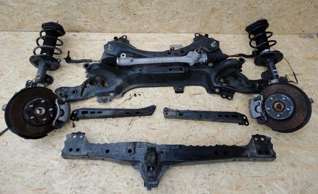 Задняя подвеска приус 50. Подвеска приус 30. Ходовка toyota prius 30. Тойота приус 30 задняя подвеска. Задняя подвеска приус 20.