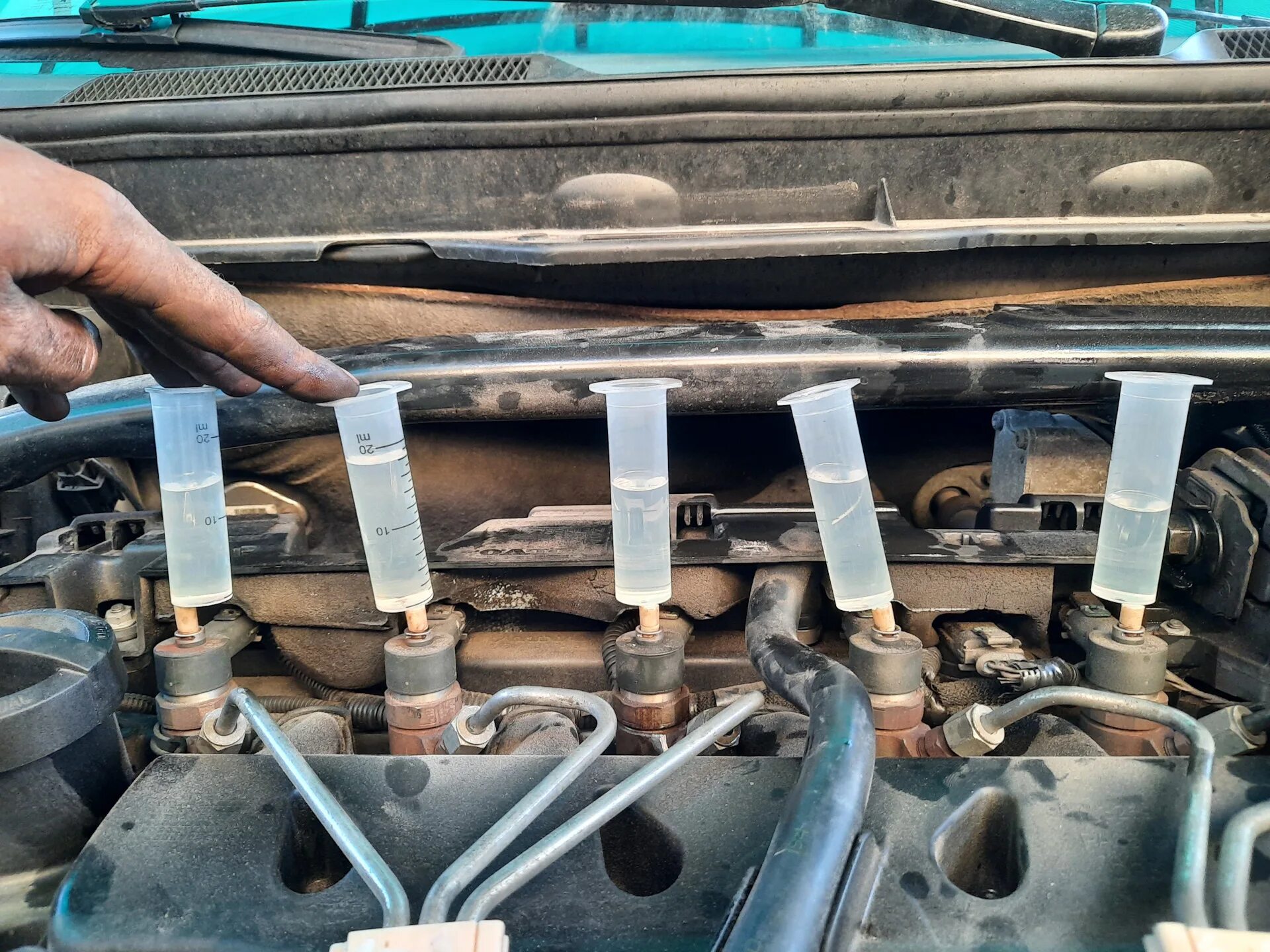 Стенд для проверки форсунок дизельных двигателей д245. Настройка двигателя. Стенд для опрессовки форсунок и тнвд. Отрегулировать инжектор. Регулировка распыла форсунок.