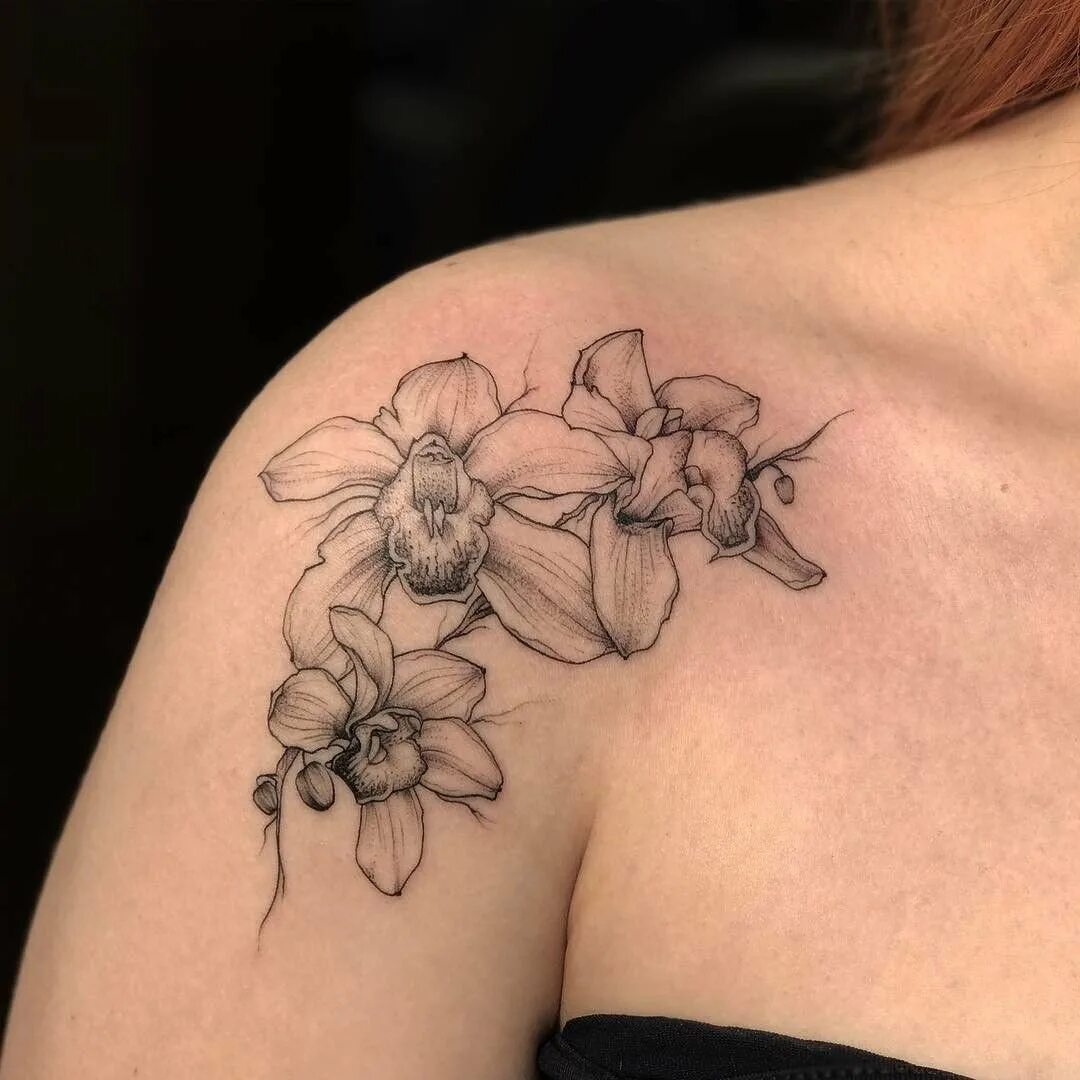 Тату орхидея на спине. Тату орхидея на руке. Тату орхидея. Тату орхидея на пояснице. Тата орхидея.