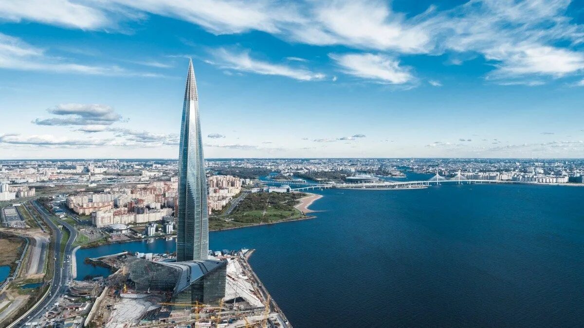 Небоскреб лахта центр в санкт петербурге. Санкт-петербург башня лахта. питер небоскреб лахта-центр. башня лахта центр. вид на лахта-центр в санкт-петербурге.