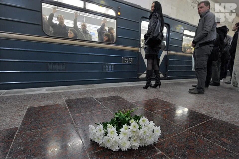 В. Метро октябрьская происшествие. Пожар. Метрополитен новосибирск. Станция метро.