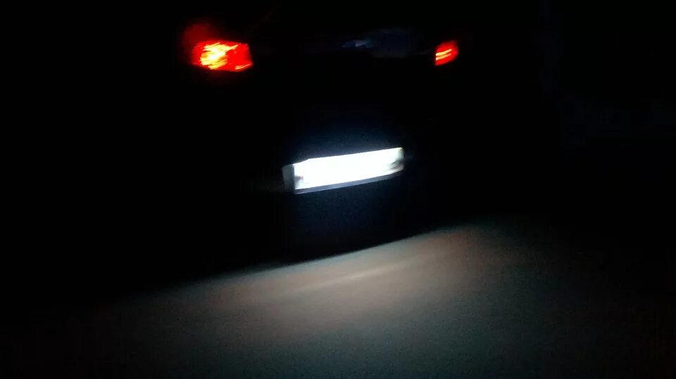 Как поменять лампочки номера гранта Замена ламп подсветки номера Lada Гранта (2G) FL, 1,6 л, 2023 года аксессуары