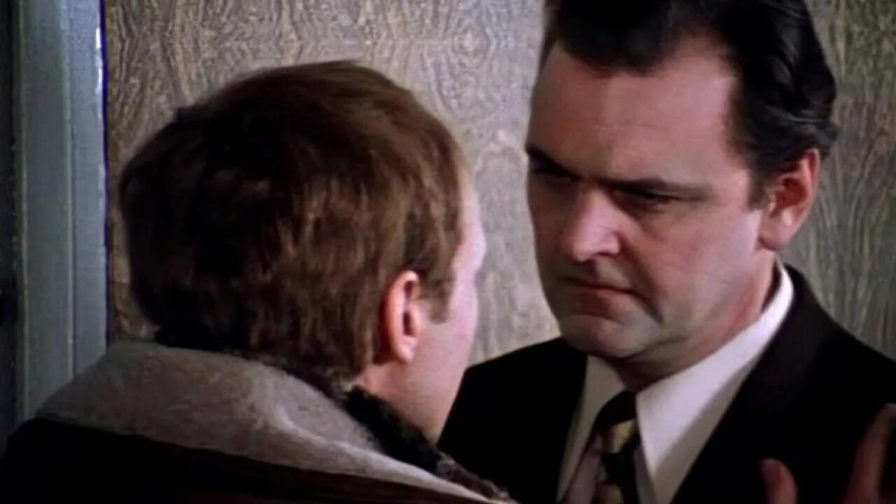 Ирония судьбы 1 2. С легким паром фильм 1975. ирония судьбы фильм 1975. ирония судьбы или с легким паром фильм 1975 hdtv 1080i. ипполит матвеевич актер ирония судьбы.