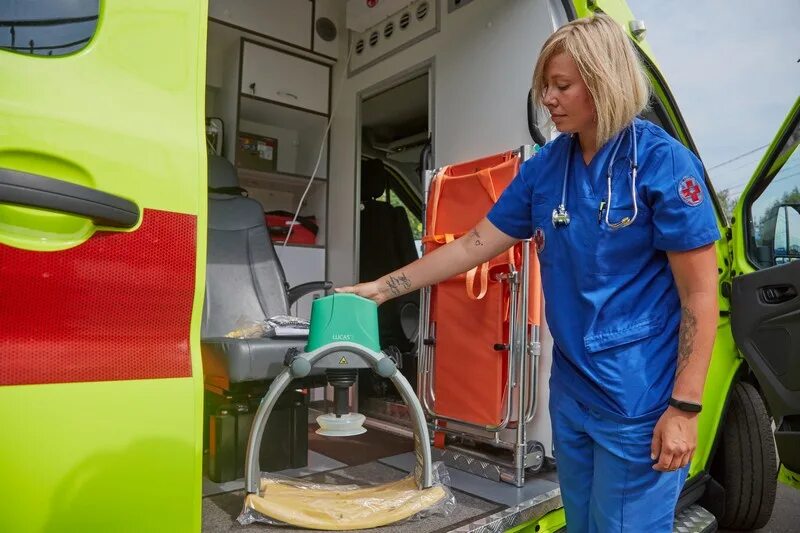 сотрудники скорой помощи мытищи. тумарев мгкб мытищи перинатальный центр. мытищинская городская клиническая больница неотложка. фельдшер отделения неотложной медицинской помощи. скорая в мытищах.