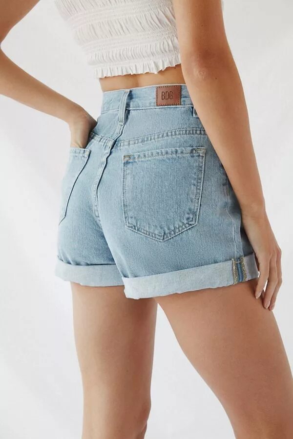 Автор short. Urban Outfitters шорты женские. Denim co ect 1969 шорты джинсовые женские. Мом 88 3140 шорты.