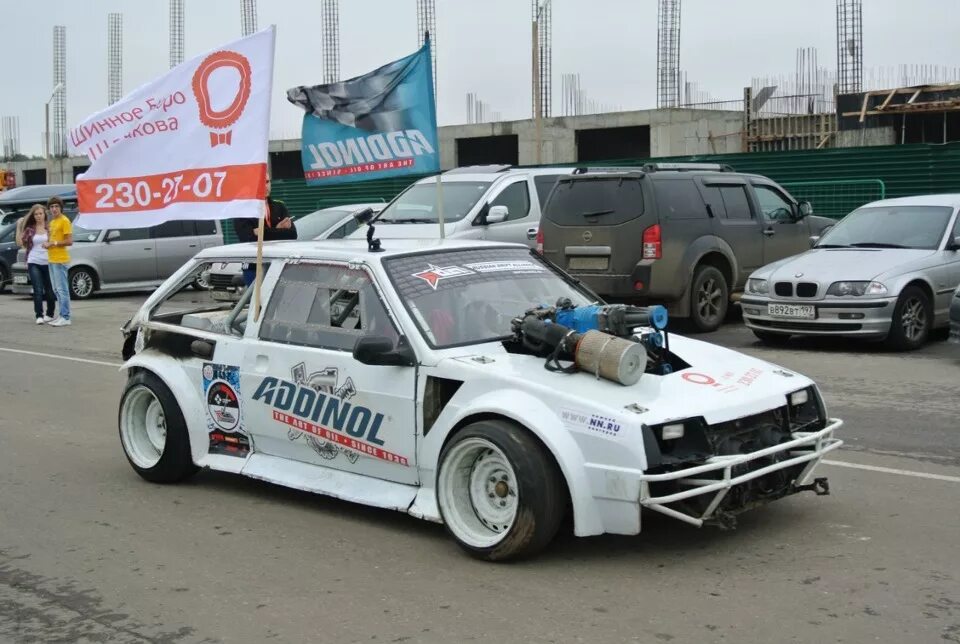 Гонки в сосновке. Nissan silvia s15 белка. Автогонки новосибирск. Автоспорт новосибирск. Рождественские автогонки.
