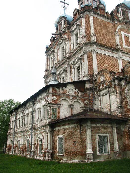 Спасообыденная Церковь в Сольвычегодске. Спасообыденная Церковь в Сольвычегодске изразцы. Воскресенская Церковь Сольвычегодск. Погода в сольвычегодске на 10 дней точный