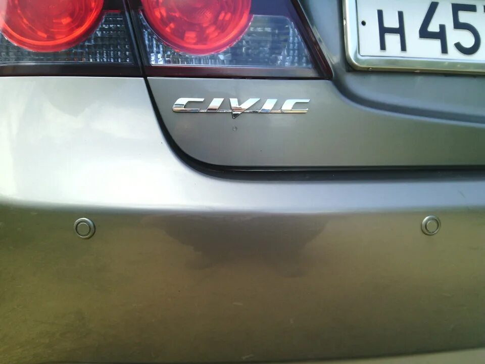 Honda civic 4d передний парктроник. Парктроник цивик. Парктроник хонда цивик 4д. Парктроник civic 5b. Хонда цивик парктроник передний.