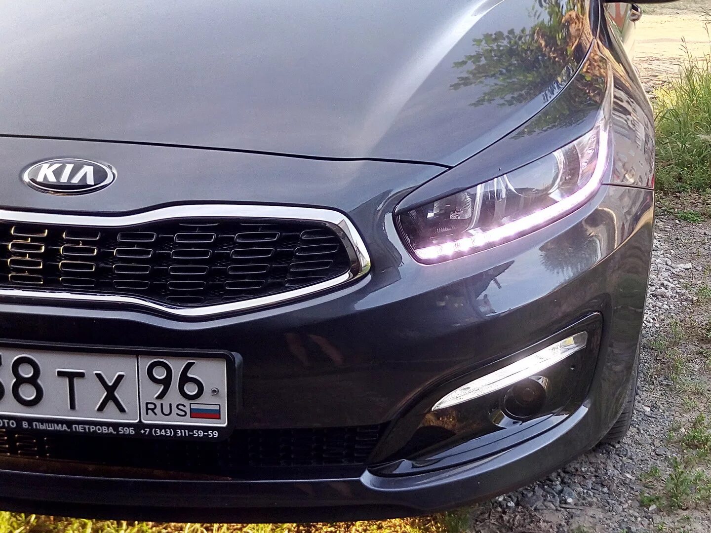 Kia ceed дхо. Дневные ходовые Kia Ceed 2. ДХО Kia Ceed 2 JD. Kia Ceed 2015 ДХО. ДХО Kia Ceed JD 2015.