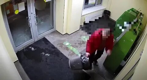 Устроил погром