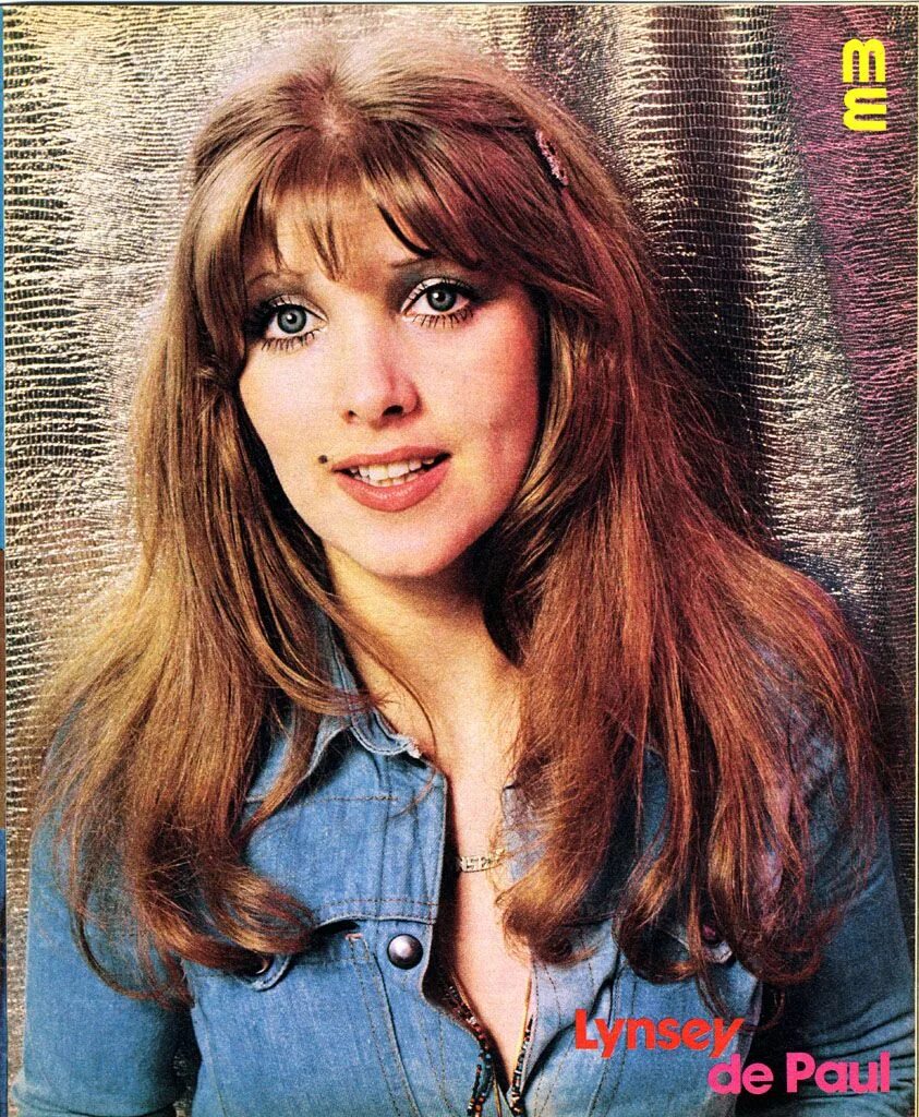 Певица пола. Lynsey de Paul. Линси де Поль. Певица Lynsey de Paul. Lynsey de Paul Sugar me 1972.