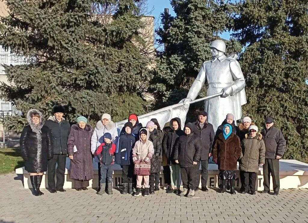 Футбол морозовск. Морозовск аэродром. Дорога волгодонск-цимлянск. Тацинская морозовск. Тацинский аэродром.